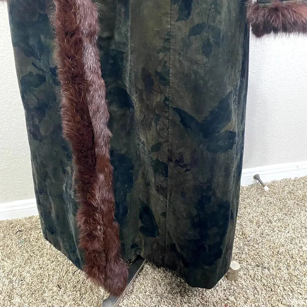 Vintage Madeline Velvet and Genuine Fur Trim Floor Length Coat Grunge Goth - Picture 13 of 16